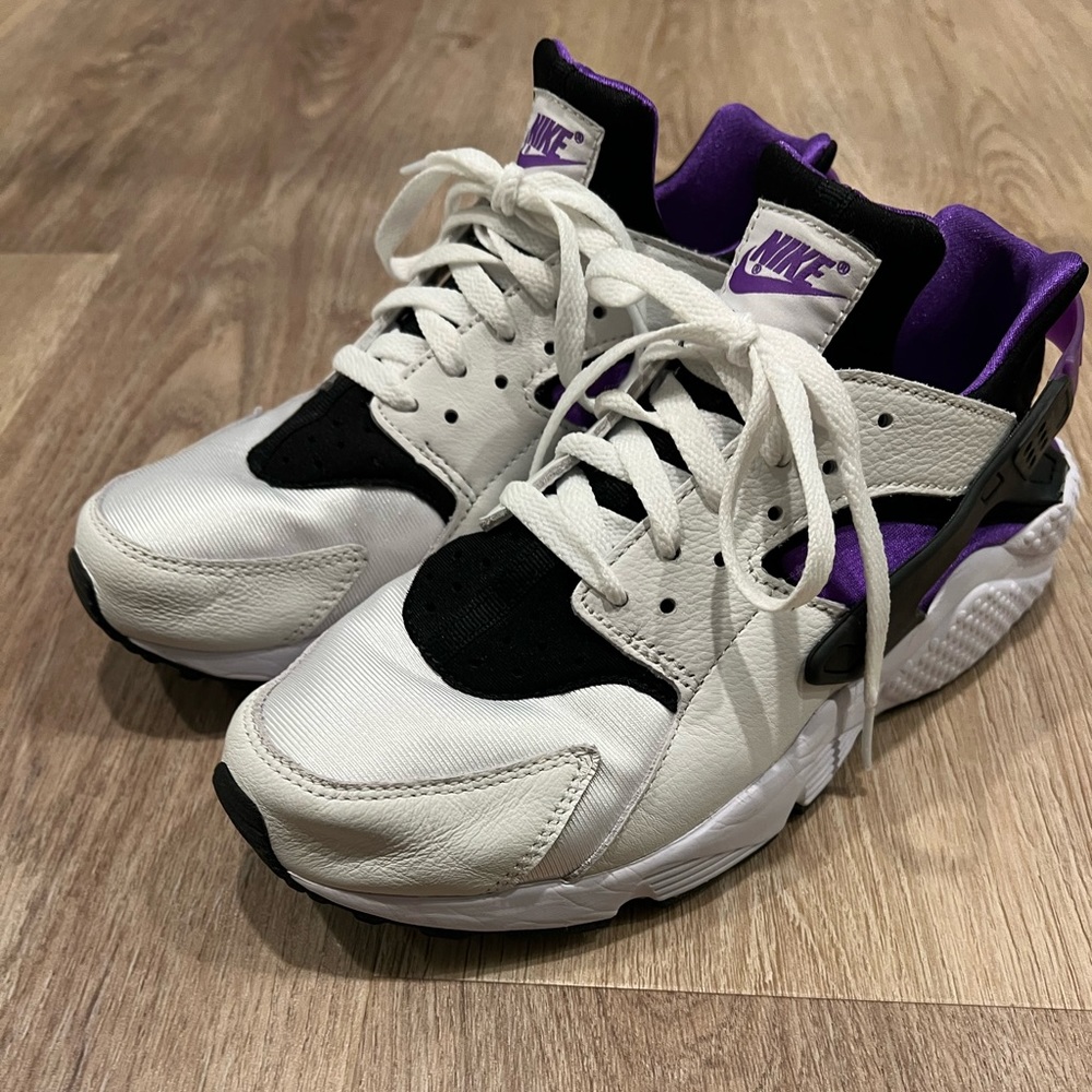 NIKE Air huarache run 91 like new condition!